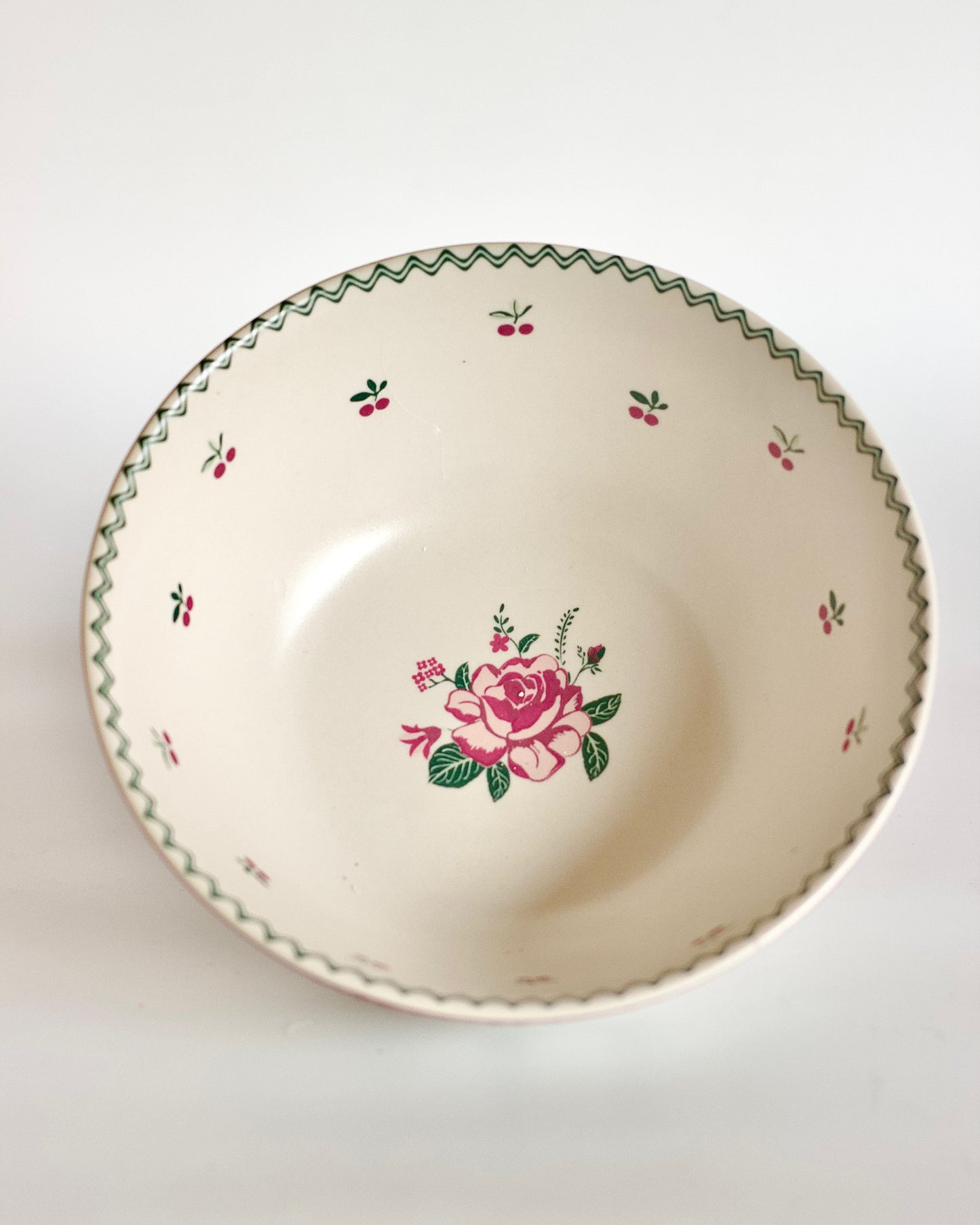 Bloomsberry Ceramic Bowl 17.5cms