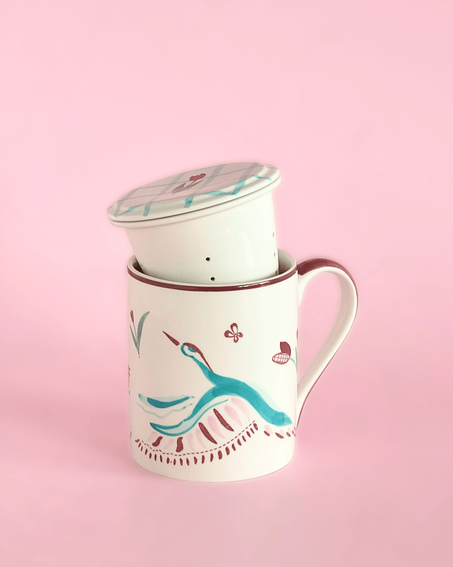 Skylark Handpainted Ceramic Infuser Mug with Lid 410 ml